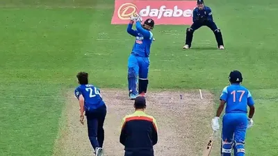 വൈഭവ് വെടിക്കെട്ട്  ഇംഗ്ലണ്ടിനെ തരിപ്പണമാക്കി യുവ ഇന്ത്യ